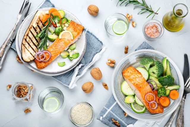 野菜や魚と健康食事